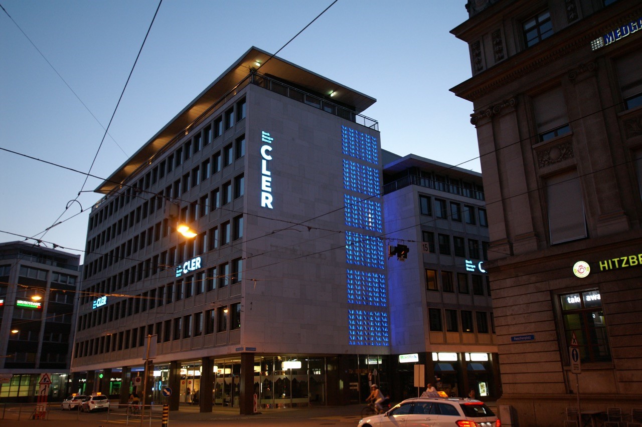 LED Fassadenbeleuchtung Bank Cler Aeschenplatz Basel 2